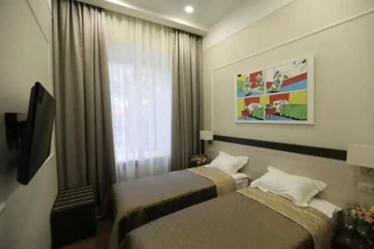 Donald Hotel
