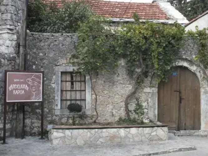 Apartments Oki