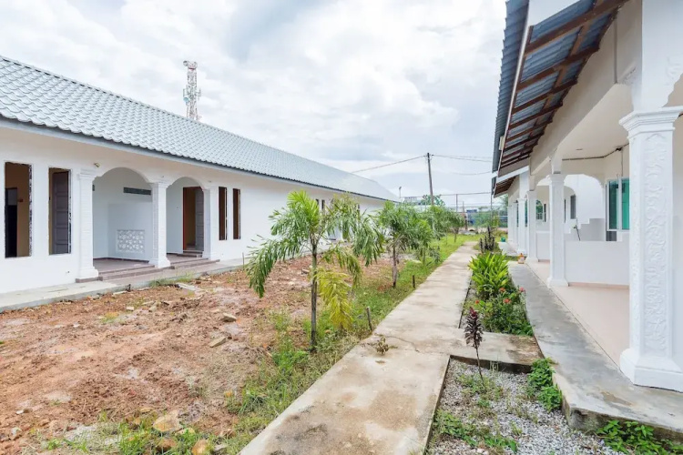 ZEN Rooms Tanjung Mali
