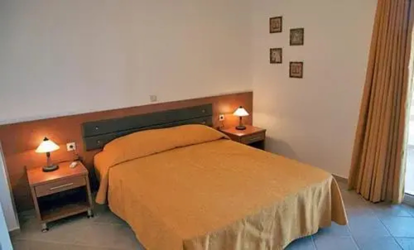 Alexena Apartments