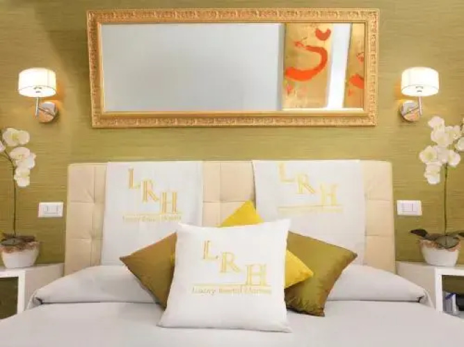 Trevi Luxury Stay