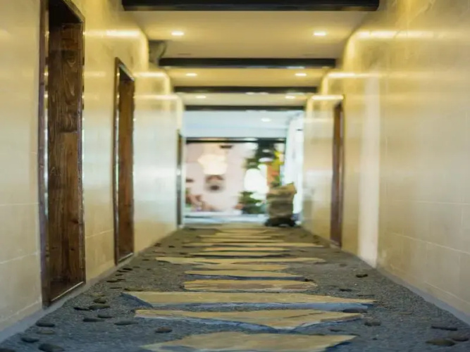 Zaimushe Holiday Courtyard