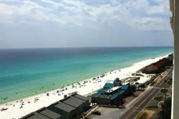 Leeward Key 1205 - 2 Br condo by RedAwning