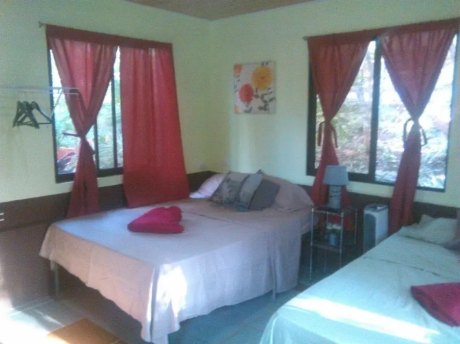 Villa de Los Monos