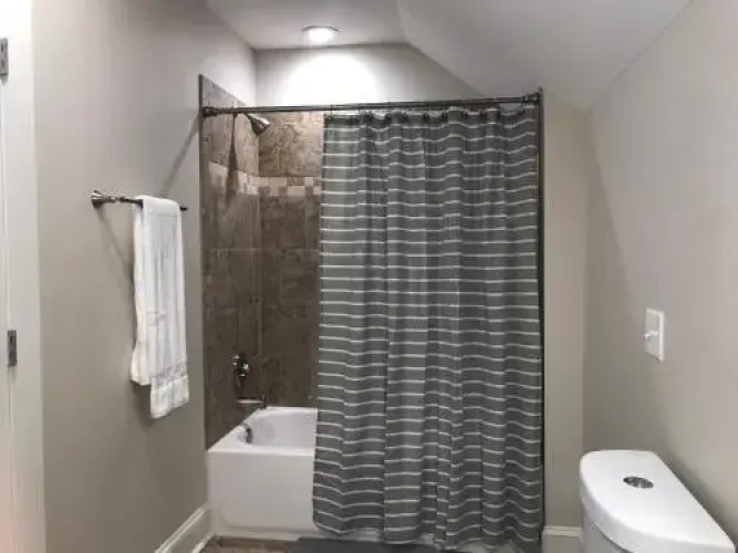 99 Steps - 3 Br Home
