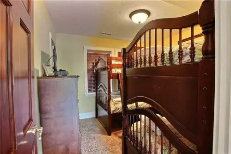 Crown Jewel Os2 - 6 Br Home