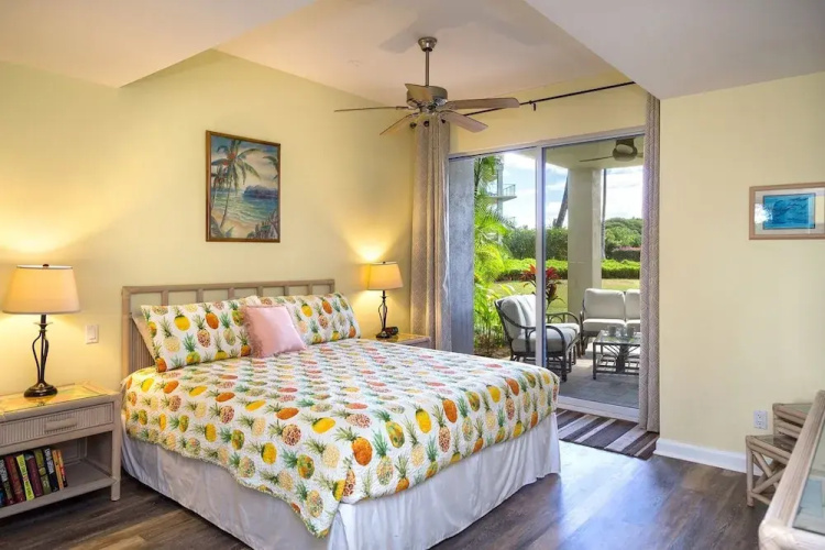 Vista Waikoloa D-102 2 Bedroom Condo by RedAwning