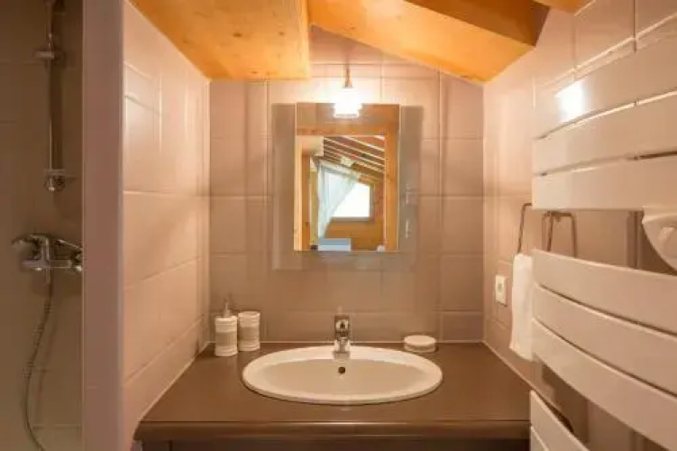 Chalet Superfly