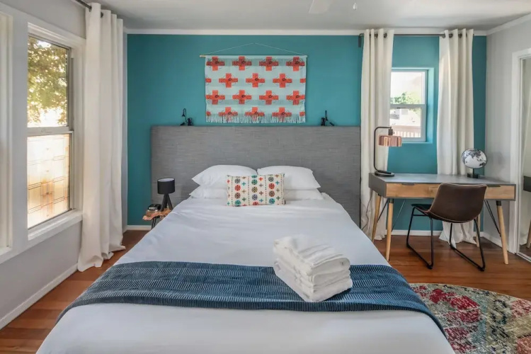 Cute 1BR Downtown Phoenix by WanderJaunt
