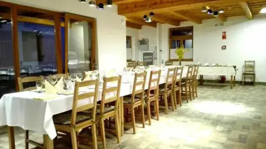 Rétespajta és Apartmanház