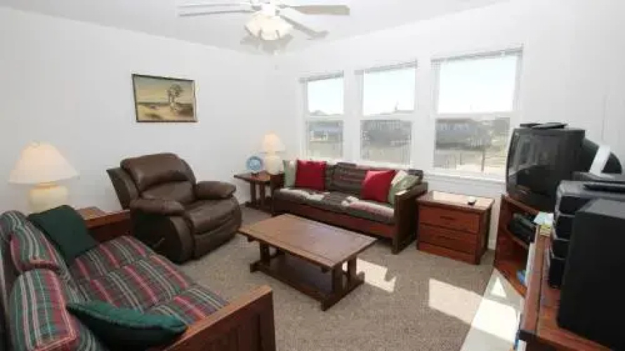 A&M South - 5 Br Home