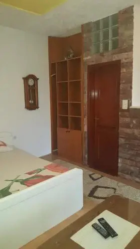 Apartments Vlahovic
