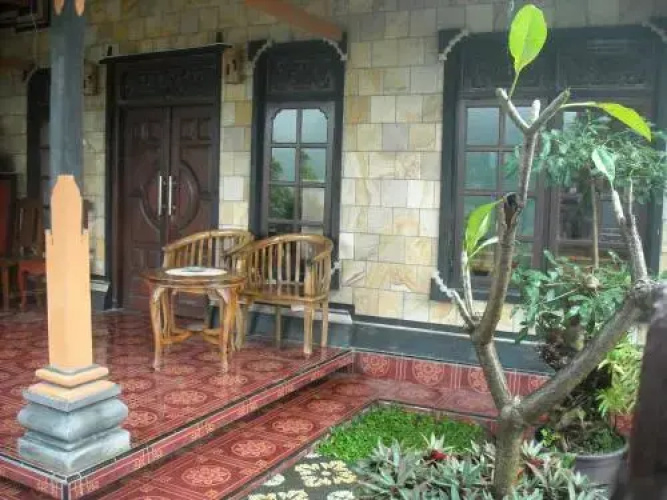 Jojo's Homestay and Warung