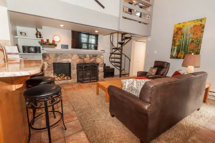 Wild Irishman #1022 - 2 Br Condo