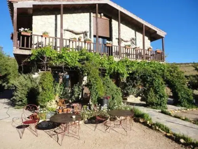 Hotel Rural Los Quiñones