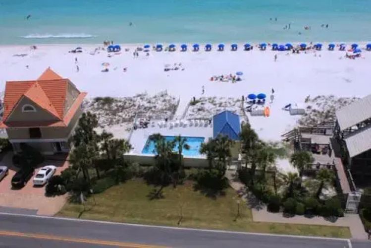Leeward Key 1205 - 2 Br condo by RedAwning