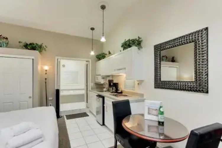 Sandals Inn | SPA Suite