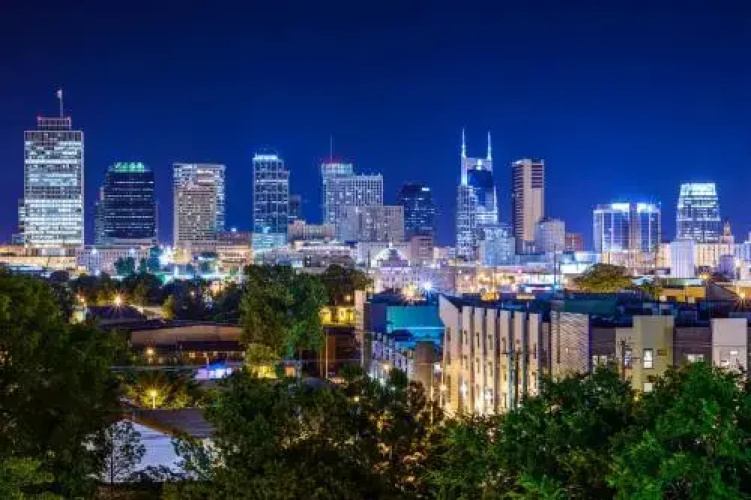 Hip Nashville Studio by RedAwning