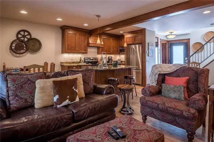 Andora 102 - 2 Br Condo