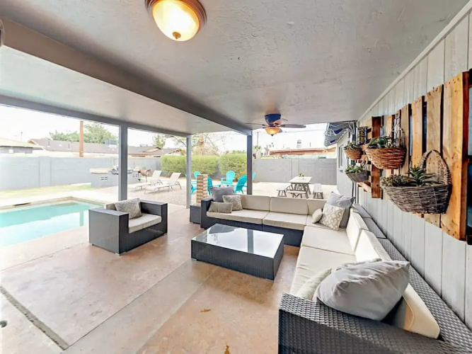 E Vernon - 4 Br Home