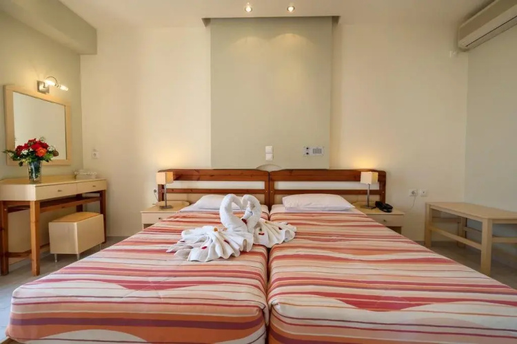 Polyrizos Hotel