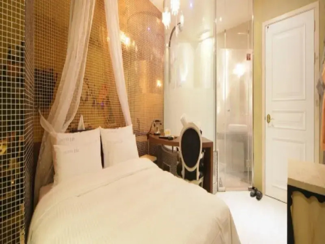 Hotel JR