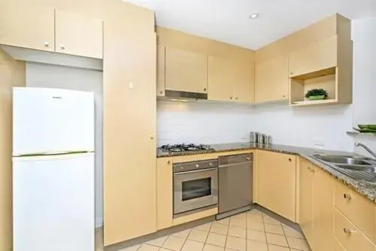 The Apartment Service HELP7