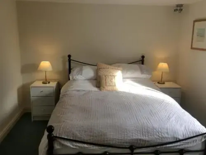 Leadenham Cottage