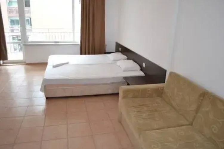 Forum Apartment