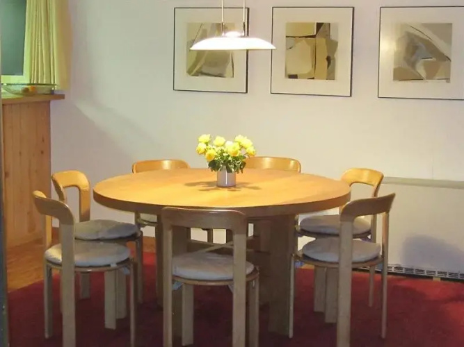 Sitebach - Three Bedroom