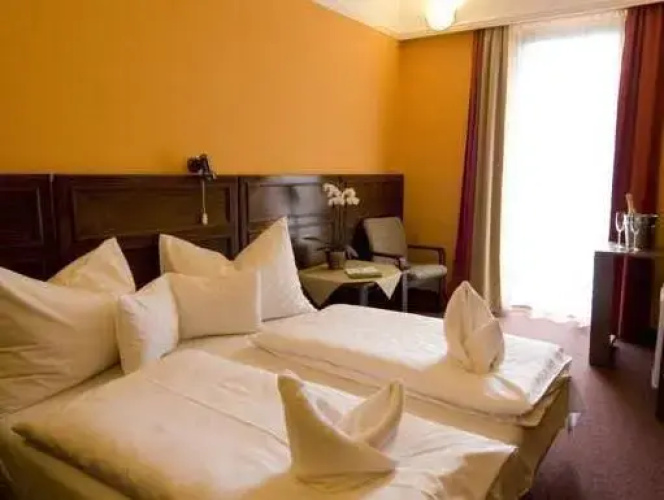 Walden Hotel