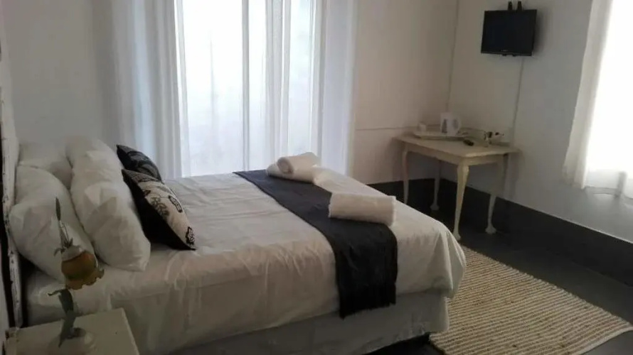 Three oaks B&B