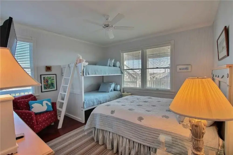 Roll Tide 204 - 4 Br Home