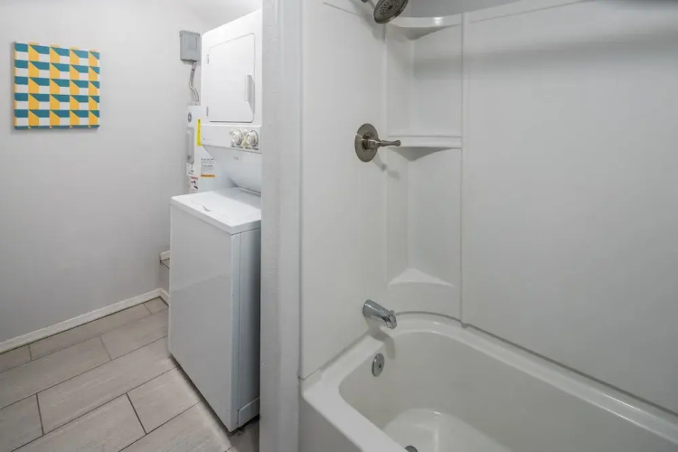 Cute 1BR Downtown Phoenix by WanderJaunt
