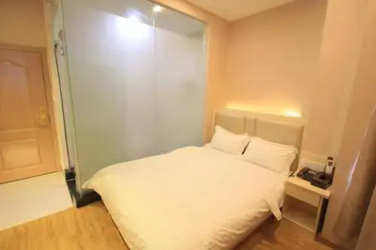Jujia Hotel