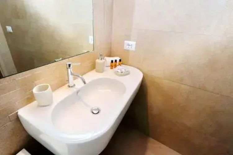 Colosseum Suite