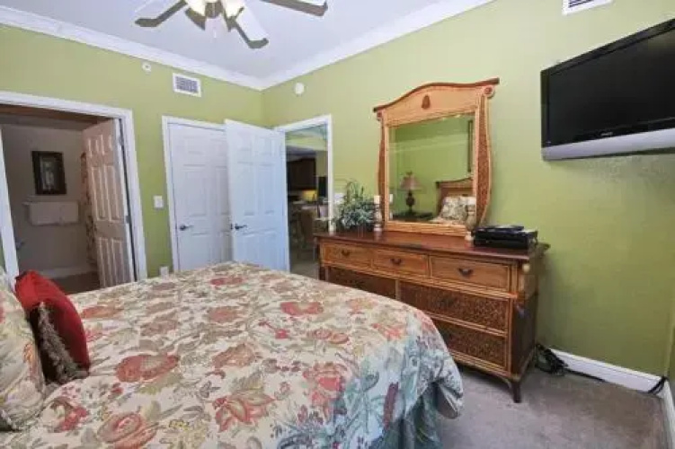 Crystal Tower 601 - 2 Br condo