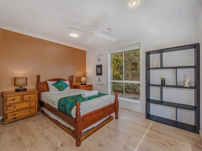 Coolum House, Pet Friendly