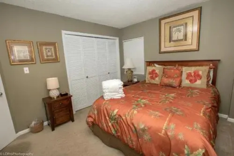 Inlet Reef 502 2 Bedroom Condo by RedAwning