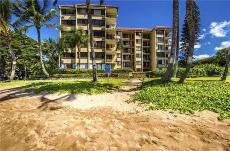 Kealia Resort
