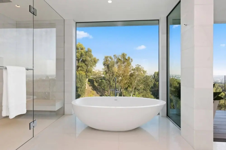 Contemporary Villa