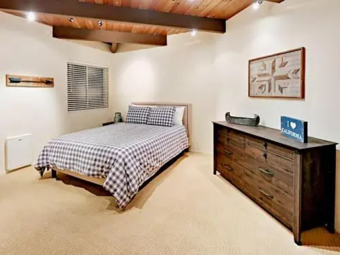 27509 West Shore Road Home