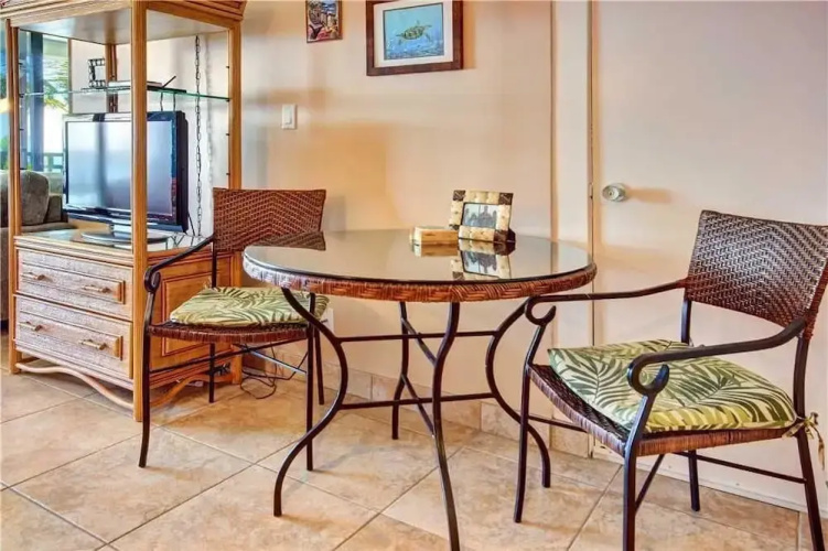 Lahaina Shores 321 by RedAwning