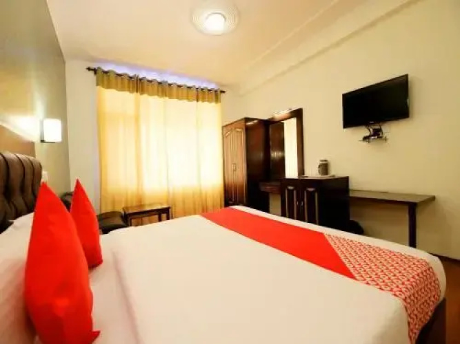 Six Seasons Hotel