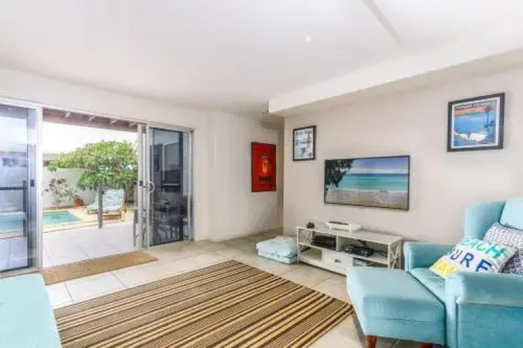 Ala Moana Beach House