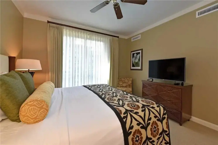 Honua Kai-Konea #539 - 2 Br condo by RedAwning