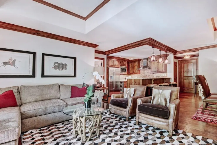 Ritz 2Br R111