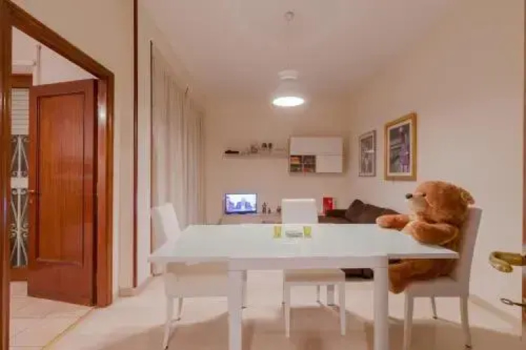 Aura Holiday House