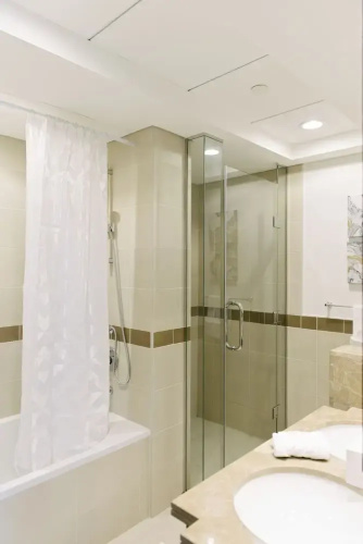 Faraway Homes - 29 Boulevard Luxury