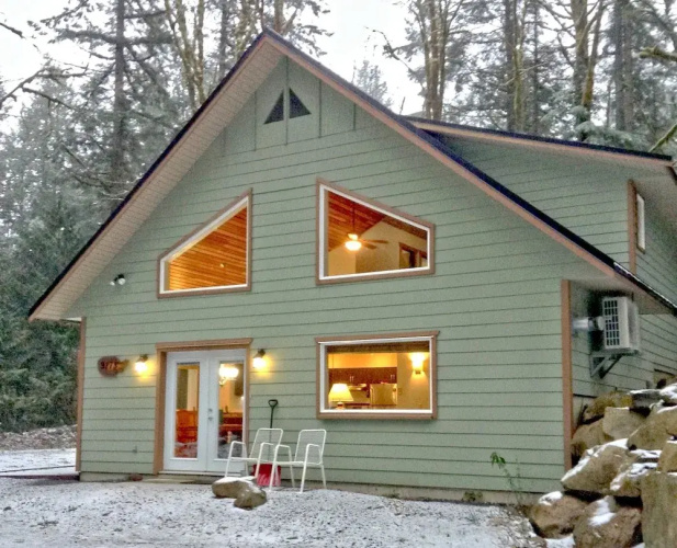 Mount Baker Cabin #2 by RedAwning